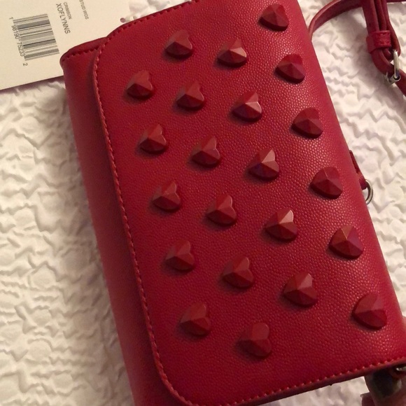 Betsey Johnson Crimson Faux Leather Crossbody Studded Hearts & Chain Accents NWT - Picture 6 of 16